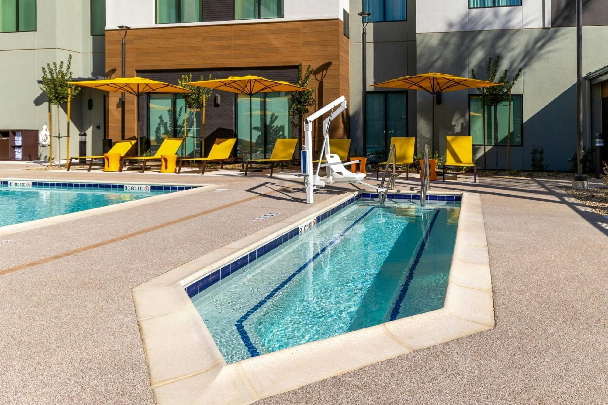 Residence Inn By Marriott Anaheim 브레아 외부 사진